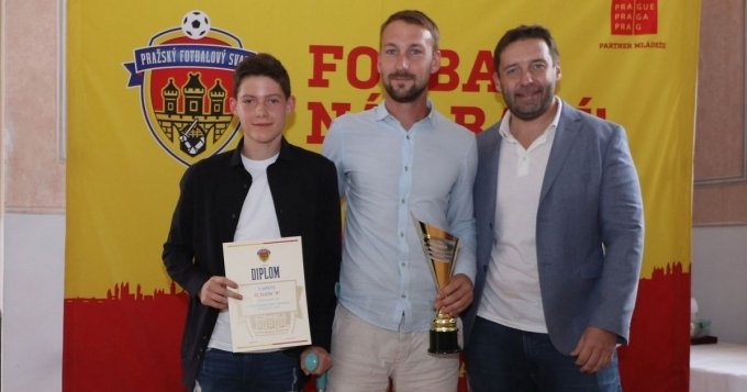 Ve středu 27. 6. 2018 se konal v Letenském zámečku losovací aktiv na sezónu 2018/19.