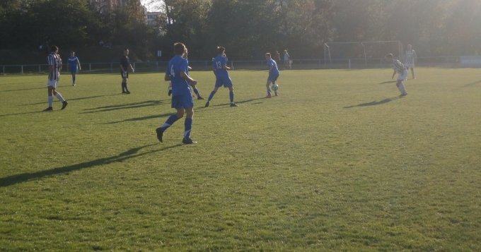 Přinášíme krátké hodnocení úvodních dvou kol 1.třídy staršího dorostu a dvou kol poháru PFS.