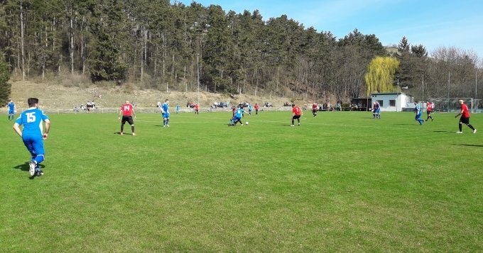 V 19.kole 1.A. třídy skupiny B, jsme v sobotu 30.3.2019 zajížděli na hřiště FK Zlíchov 1914.