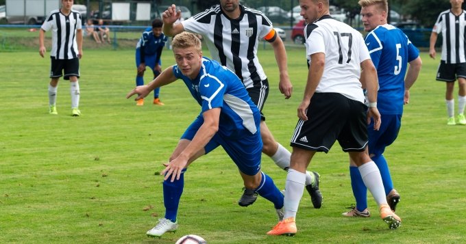 Ve 3.kole Pražského přeboru mužů jsme zajížděli na hřiště SK Hostivař.