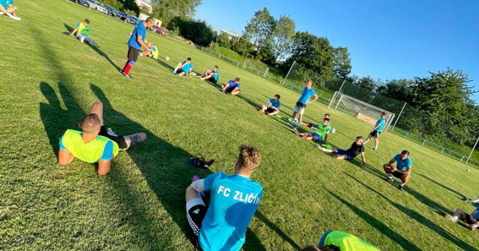 V článku přinášíme před sezonní rozhovor s trenérem Kudelou o plánech a ambicích našeho A - mužstva.