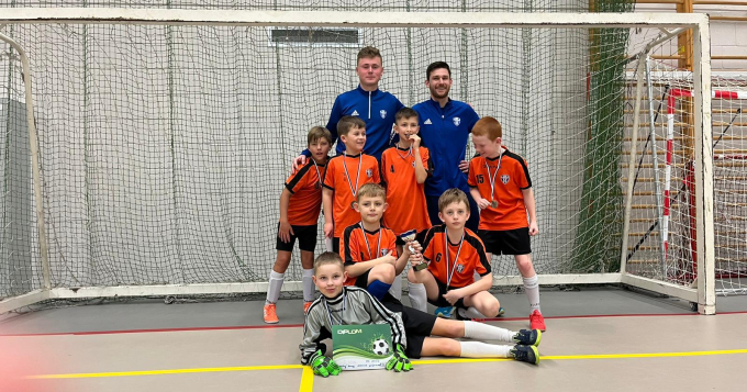 V sobotu 25.3.2023 pořádal náš klub dva halové turnaje přípravek. Nejdříve svůj turnaj odehrála mladší přípravka ( r.2016 ) a odpoledne to byla starší přípravka ( r.2013 ).