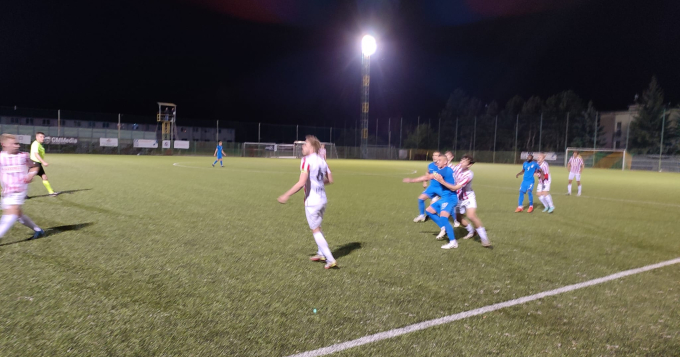 Ve 22.kole pražského přeboru mužů jsme netradičně v pátek 12.4.2024 zajížděli do Počernic kde proti nám nastoupilo béčko Žižkovské Viktorie.