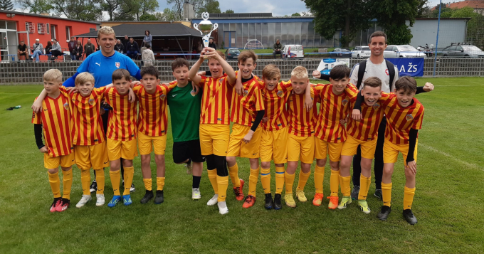 Skvělá reprezentace našeho klubu od hráčů Zličínských mladších žáků.