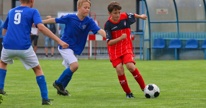 Poslední červnová sobota patřila na Zličíně ročníku 2009. 12 týmů zápolilo na tradičním turnaji a bylo na co koukat.