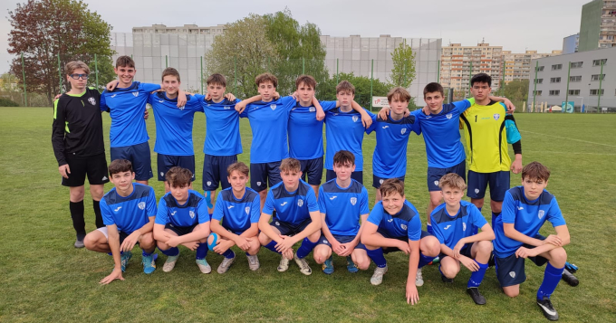 V neděli 5. května zavítal na Zličínský trávník vedoucí tým soutěže SC Xaverov Horní Počernice.