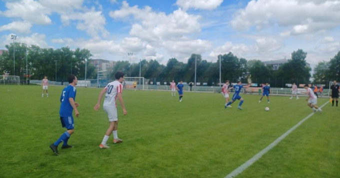 V předehrávce 25. kole VEOLIA PRAŽSKÁ TEPLÁRENSKÁ přebor mužů, jsme netradičně ve čtvrtek na státní svátek 8. 5. 2025 hostili B mužstvo Žižkovské Viktorie.